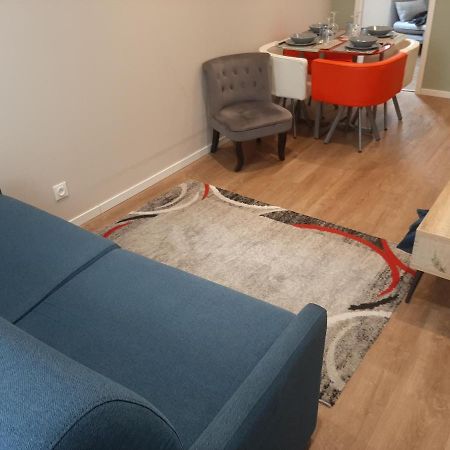 Appartement T2 50 à 60 M2 déplacement PRO ou couple avec enfants Les Hauts De Bourg Extérieur photo