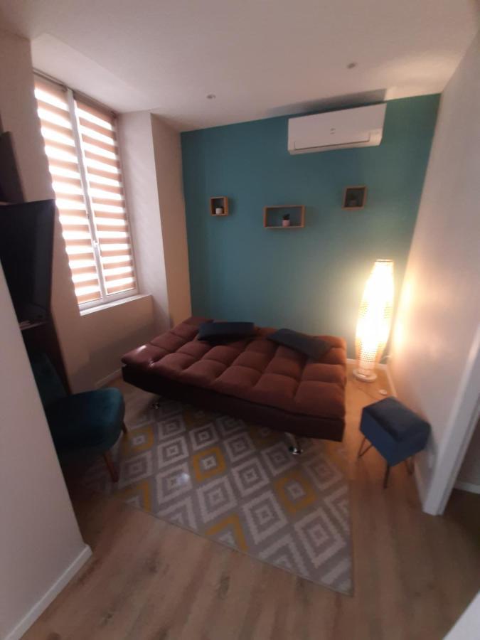 Appartement T2 50 à 60 M2 déplacement PRO ou couple avec enfants Les Hauts De Bourg Extérieur photo