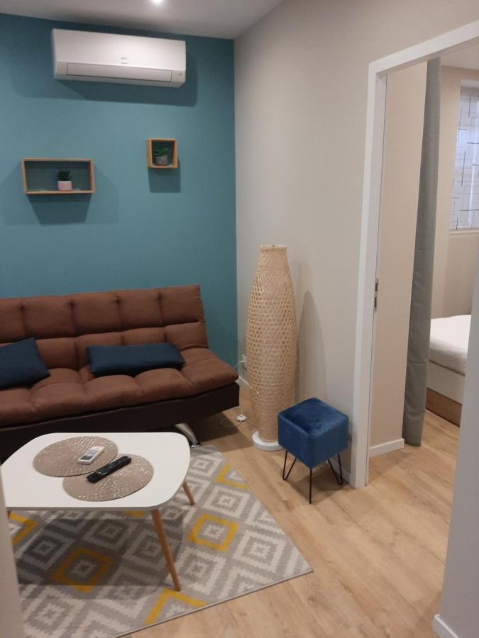 Appartement T2 50 à 60 M2 déplacement PRO ou couple avec enfants Les Hauts De Bourg Extérieur photo