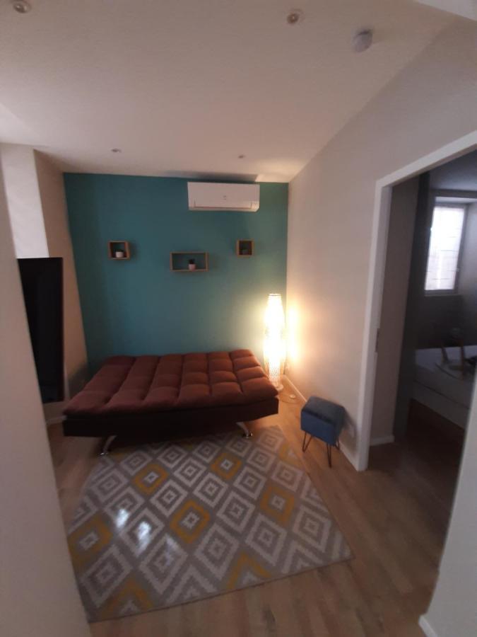 Appartement T2 50 à 60 M2 déplacement PRO ou couple avec enfants Les Hauts De Bourg Extérieur photo