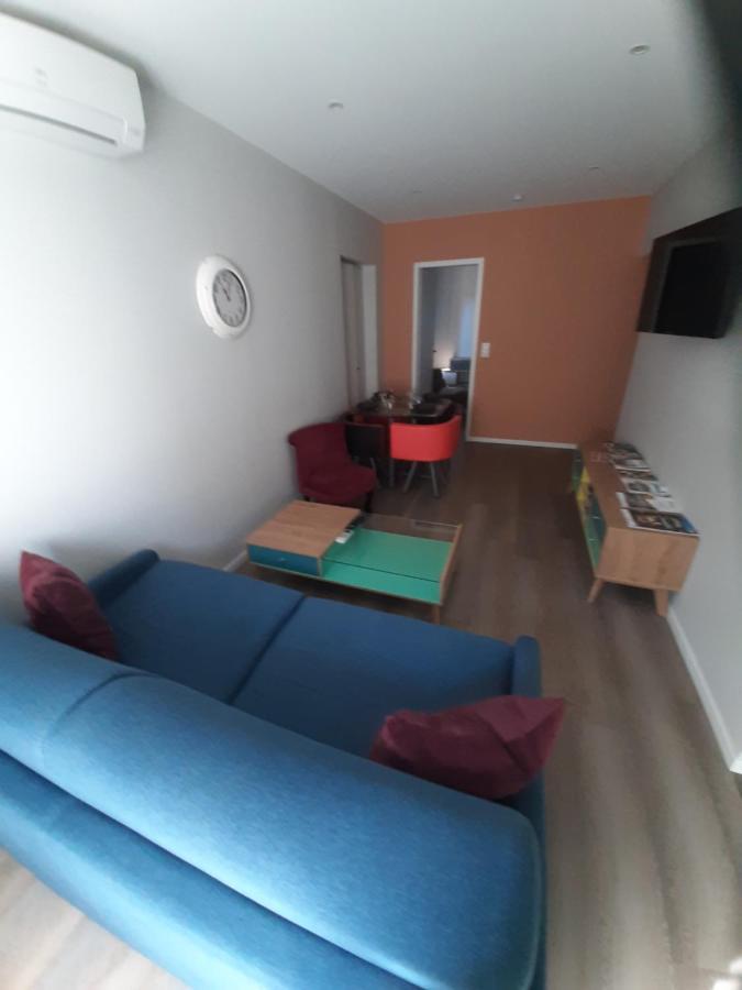 Appartement T2 50 à 60 M2 déplacement PRO ou couple avec enfants Les Hauts De Bourg Extérieur photo