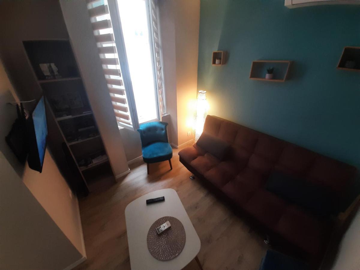 Appartement T2 50 à 60 M2 déplacement PRO ou couple avec enfants Les Hauts De Bourg Extérieur photo