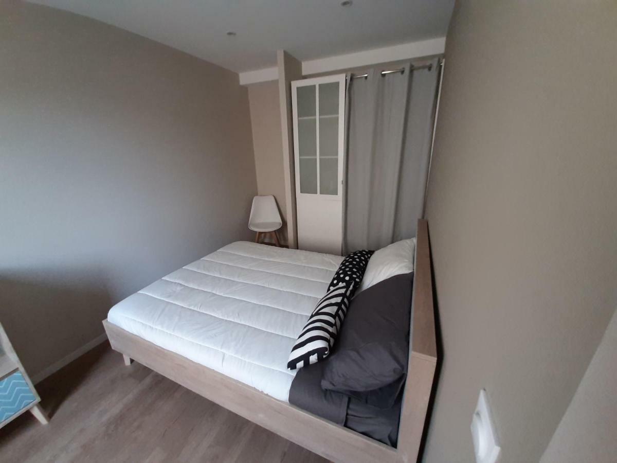 Appartement T2 50 à 60 M2 déplacement PRO ou couple avec enfants Les Hauts De Bourg Extérieur photo