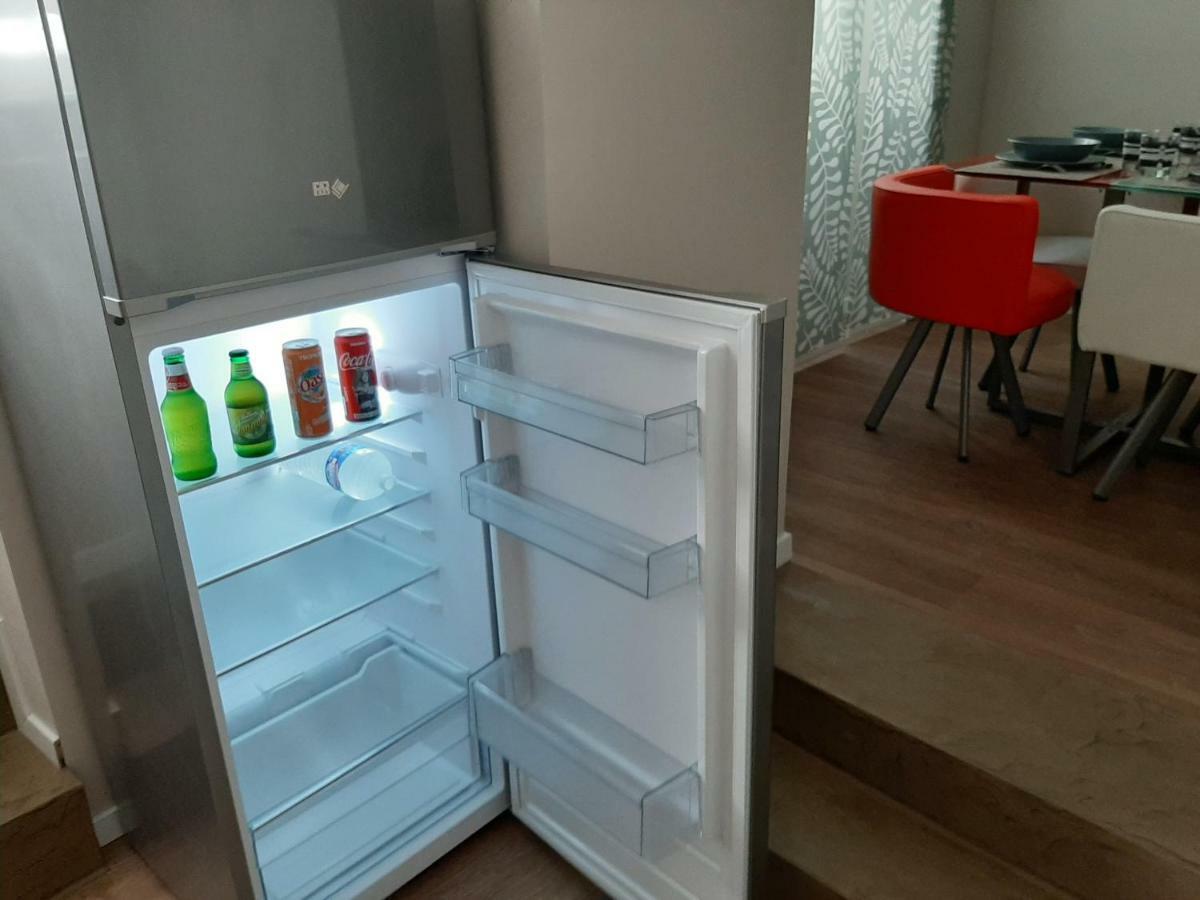 Appartement T2 50 à 60 M2 déplacement PRO ou couple avec enfants Les Hauts De Bourg Extérieur photo